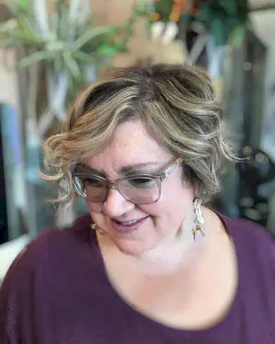 No-Fuss Cut For Wavy Hair