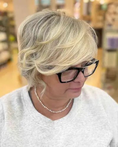 Short Layered Cut with Babylights for 50-Year-Olds with Glasses