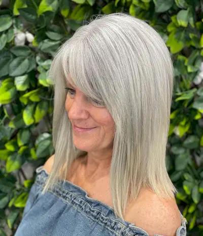 long bob lob hairstyle for women over fifty