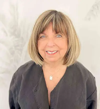 Short Dimensional Thick Bob with Thin Bangs on Women Aged 60+