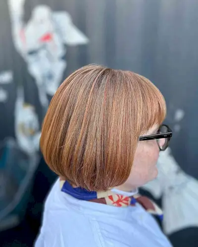 Neck-Grazing Copper Thick Bob with a Fringe for Old Women