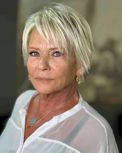 Choppy Short Bob with Side Bangs for 70-year-olds