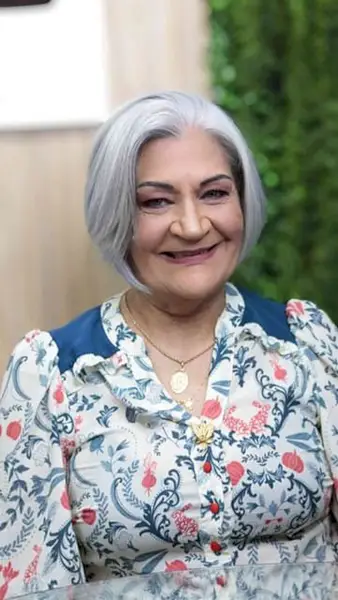 Short Grey Straight Cut for Thin Haired Ladies Aged 60