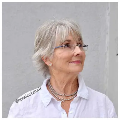 Edgy Shaggy Bob with a Youthful Hair Color