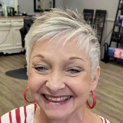 35 penteados volumosos para mulheres nos anos sessenta com cabelos muito finos