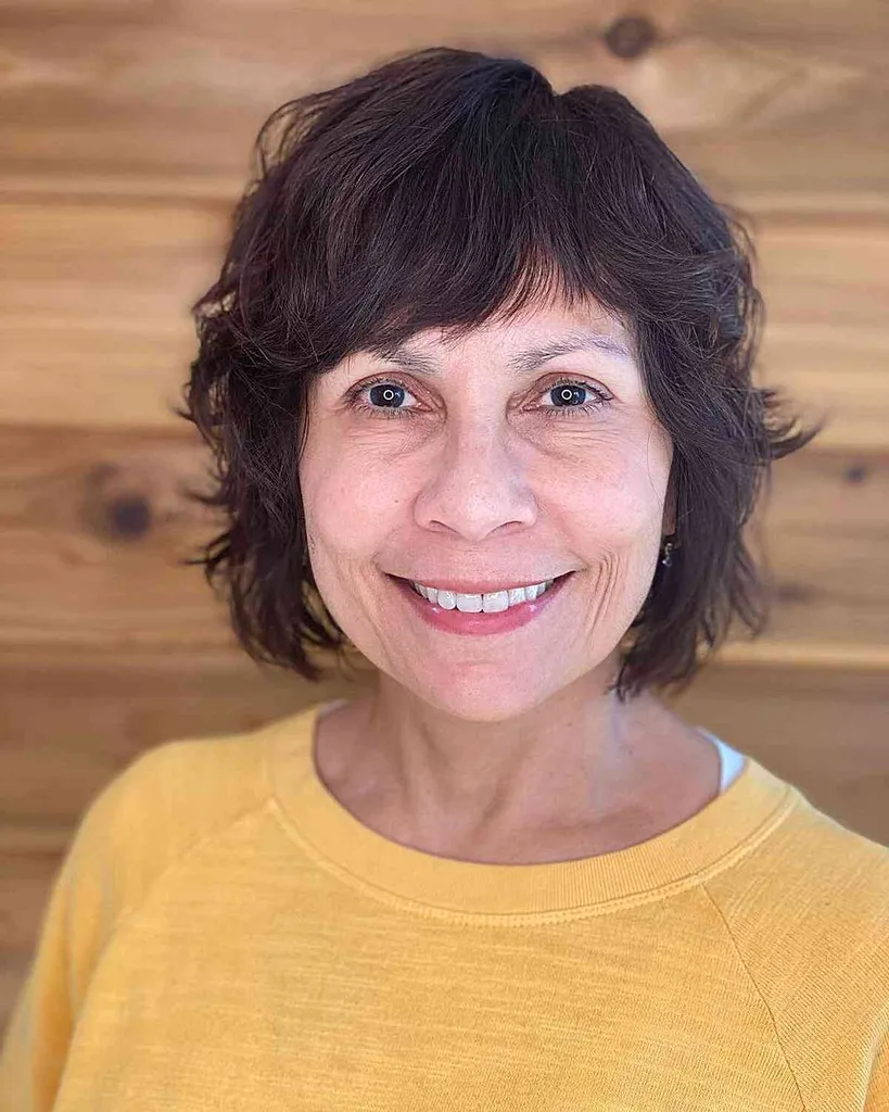 25 neticami īsi matu griezumi vecākām sievietēm' title=