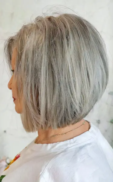 Gray Graduated Bob for Senior Women