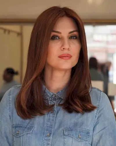 Medium-Length Dark Red Straight Hair for Ladies Aged 40