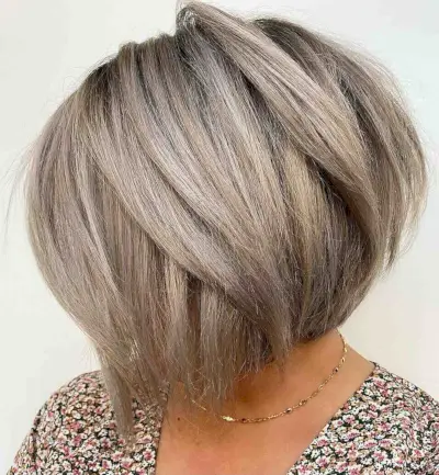 short layered graduated bob hairstyle for older ladies