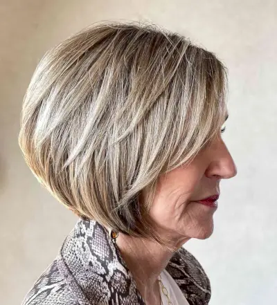 Short Layered Bob for Thick Hair Women Seventy and Up