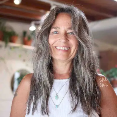 33 lange kapsels voor vrouwen ouder dan 60 jaar oud