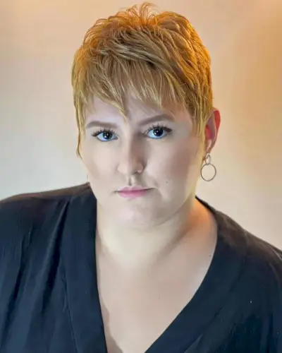 Short pixie for women with straight hair