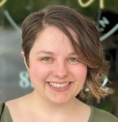 Asymmetrical Pixie for Round Face Shapes