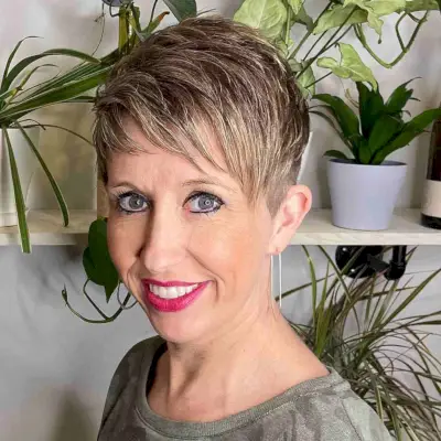 Dimensional Asymmetrical Pixie with an Undercut