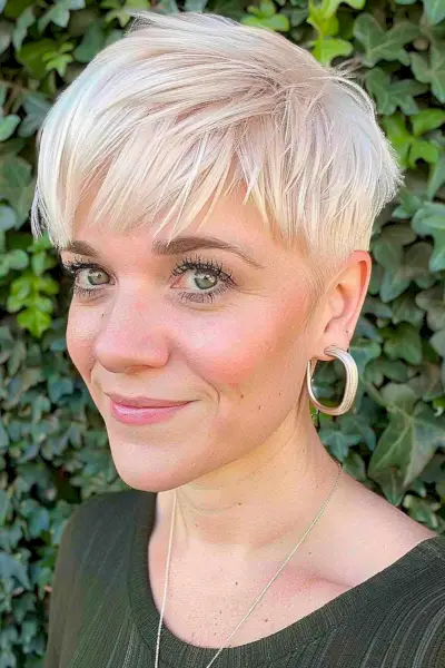 best pixie with wispy bangs