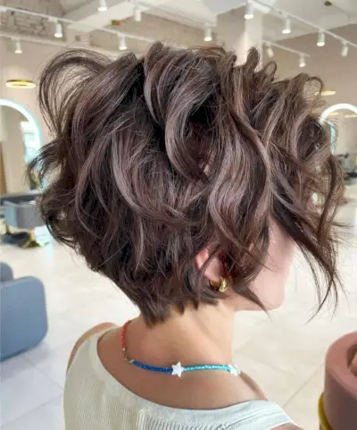 Charming Short and Shaggy pixie haircut