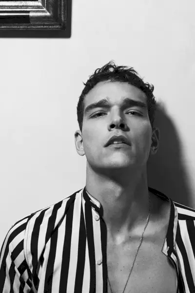 Alexandre Cunha pozira za aretacijo novih podob