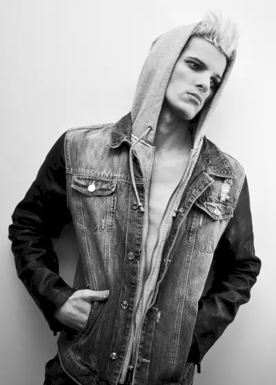 크리스 에르난데스 0004