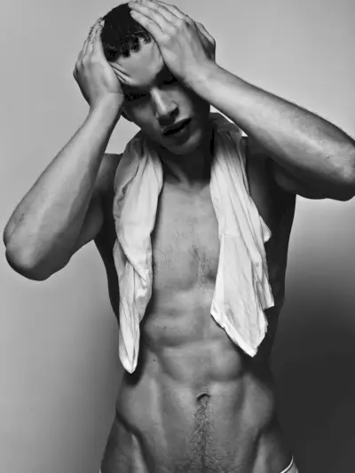 Louis Mayhew Modelo Sesión 003