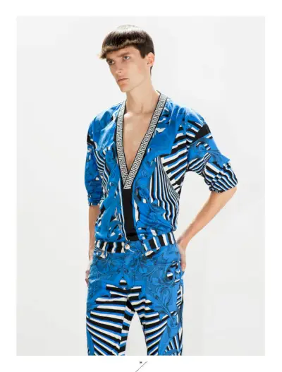 Varón Magazine의 Versace를 입은 Thomas Lohr의 Jordan Taylor, Alf Hilton, Charlie Timms & Val