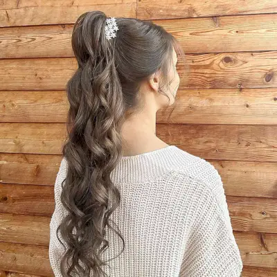 High Ponytail with Long Loose Waves for Prom