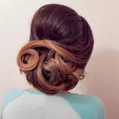 Elegant and Classy Updo hairstyle
