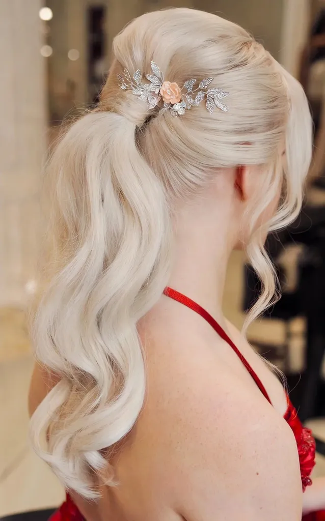 Innpakket hestehale med en ansiktsramme' title=