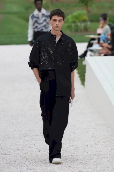 アミリ 2024年春夏コレクション 001