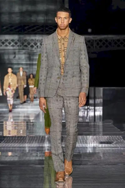 버버리 가을 겨울 2020 남성 컬렉션 런웨이 007