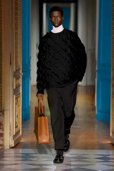 Kolekcja Valentino Jesień Zima 2024 Męska 014