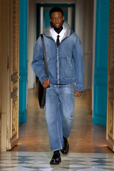 Kolekcja Valentino Jesień Zima 2024 Męska 032