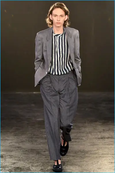 E. Tautz kanalizira nogometni slog 90-ih za spomladansko zbirko