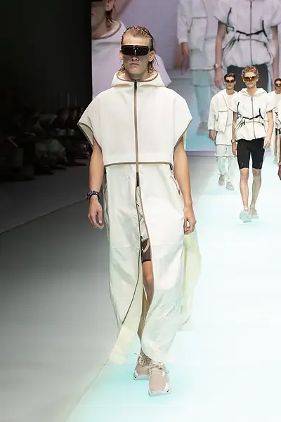 Emporio Armani Collection Homme Printemps Été 2022 035