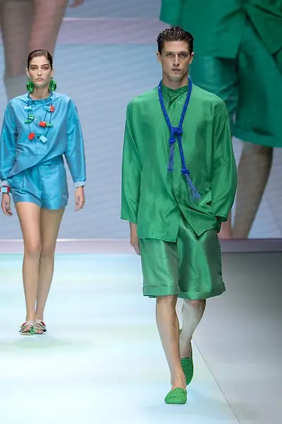 Emporio Armani Collection Homme Printemps Été 2022 002