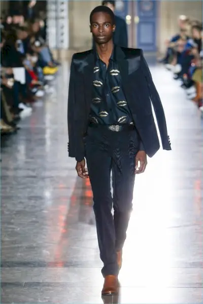 Givenchy vårsommer 2018 Runway-kolleksjon for menn 025