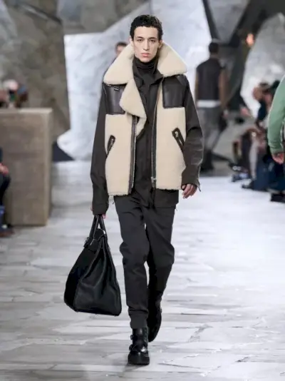 Hermes Men kolekcia jeseň zima 2023 Runway 011