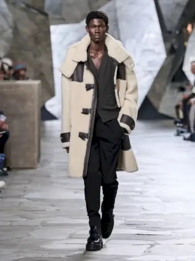 Hermes Men kolekcia jeseň zima 2023 Runway 017