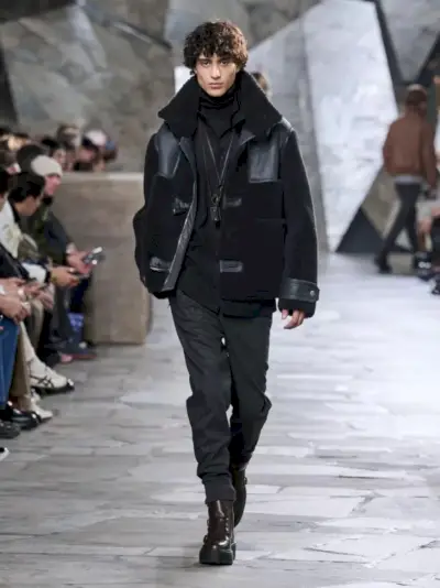 Hermes Men kolekcia jeseň zima 2023 Runway 032