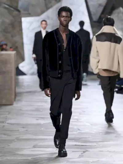 Hermes Men kolekcia jeseň zima 2023 Runway 038