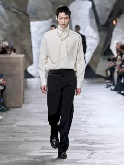 Hermes Men kolekcia jeseň zima 2023 Runway 044