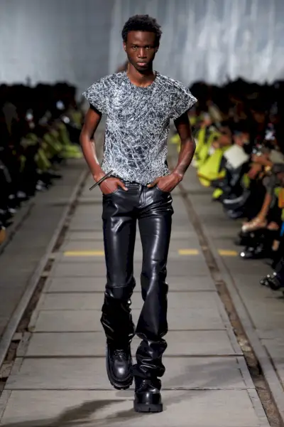 Alexander McQueen Collection Automne Hiver 2024 Homme 015