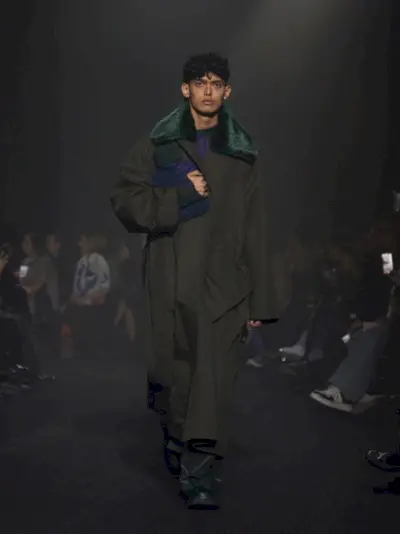 „Burberry Fall Winter 2023“ vyrų kolekcija 010