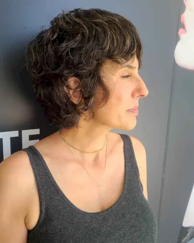 Wavy Shag for Low-Maintenance Women