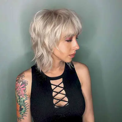 Shag with Short Layer Cuts