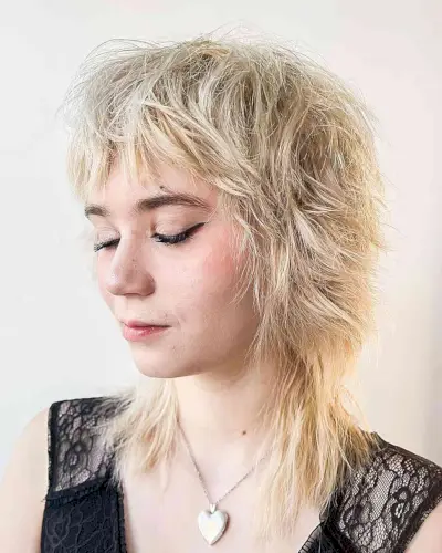 Punk Razor-Cut Shaggy Mullet