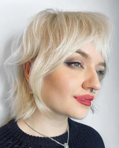 short mullet with textured ends
