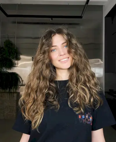 Voluminous Long Shag for Curly Hair