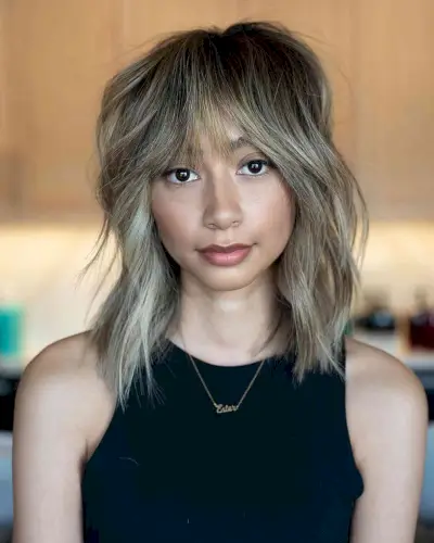 A Tousled Collarbone-Length Shag Haircut