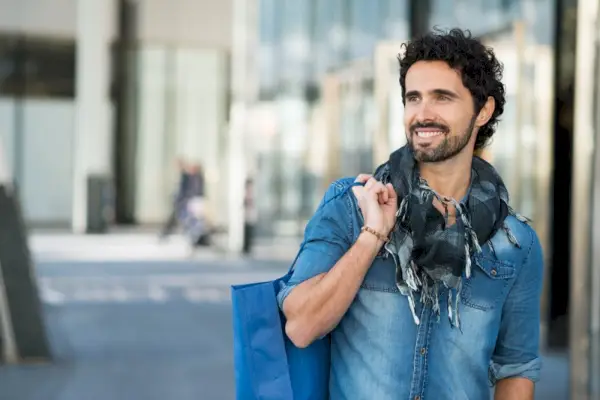 Vyriški džinsiniai marškiniai laimingi