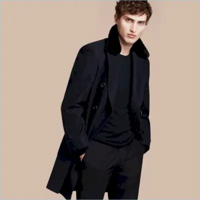 Burberry 더블 브레스티드 테크니컬 울 캐시미어 퍼 칼라 코트